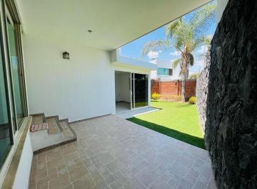 Casa de 3 habitaciones, León · Casa en Renta en Gran Jardin Zona Norte
