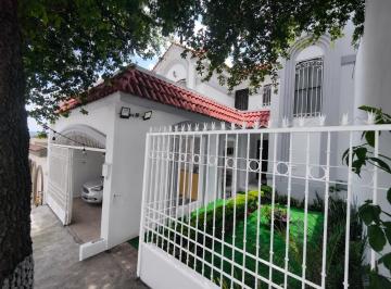 Casa · 315m² · 3 Recámaras · 2 Estacionamientos · Casa en Venta, Cumbres 6to Sector, Monterrey, N. L.