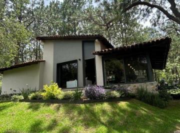Villa de 3 habitaciones, Tapalpa · Cabaña en Venta en Tapalpa