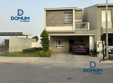 Casa · 222m² · 3 Recámaras · 2 Estacionamientos · Casa en Venta en Espacio Cumbres