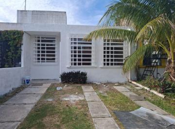 Casa de 2 habitaciones, Puerto Morelos · Renta Casa 2 Recamaras en Villas La Playa