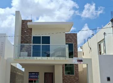 Casa · 156m² · 3 Recámaras · 2 Estacionamientos · Venta Casa Nueva Lomas de Sinai Reynosa Damasco #60