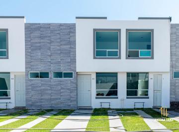 Casa · 85m² · 3 Recámaras · 2 Estacionamientos · Casa en Venta en Fraccionamiento de Coronango, Puebla