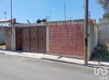 Casa · 85m² · 2 Recámaras · 1 Estacionamiento · Casa en Venta en Praderas de Atotonilco, Tula