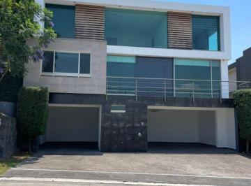Casa de 4 habitaciones, Morelia · Casa en Renta en El Campo de Golf Tres Marías