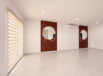 Casa · 192m² · 3 Recámaras · 2 Estacionamientos · Casa en Venta en La Rioja Residencial - Av 135