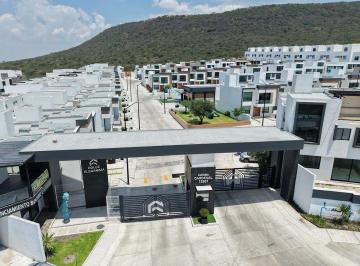 2833aae588c488505115cb3a5d45798f78675b7a1ed34c72c1af5e0e0234242b · Casa en Venta en Dolce Eleganzza, Nuevo Refugio, Querétaro
