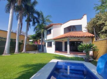 Casa de 3 habitaciones, Temixco · Casa en Venta en Burgos, Temixco Morelos!