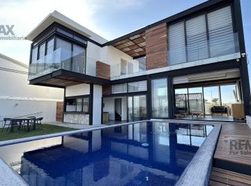 Venta de casa con vista al Lago de Tequesqitengo, Morelos · Venta de Casa con Vista Al Lago de Tequesqitengo, Morelos…clave 5733
