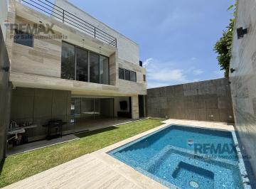 Venta de casa en Fraccionamiento, Col. Palmira, Cuernavaca · Venta de Casa en Fraccionamiento, Col. Palmira, Cuernavaca, Morelos…clave 5806