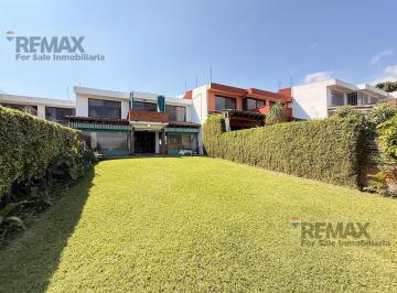 Casa · 263m² · 3 Recámaras · 2 Estacionamientos · Venta de Casa en El Norte de Cuernavaca, Col. Lomas de Atzingo, Morelos Clave 6019