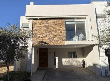 Casa de 3 habitaciones, Tlajomulco de Zúñiga · Casa en Venta en Punto Sur Tlajomulco de Zúñiga Jalisco