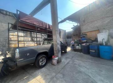 Bodega comercial de 3 habitaciones, Nezahualcóyotl · Bodega/terreno en Renta en Nezahualcóyotl ¡Excelente Ubicación!