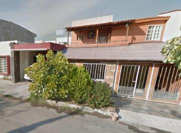 Casa de 3 habitaciones, Manzanillo · Casa en Venta en Sol del Pacifico, Fracc del Sol, Manzanillo, Colima