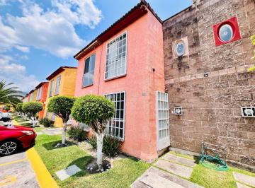Casa en condominio de 2 habitaciones, Emiliano Zapata · Casa con Alberca en Área Común en Fracc Las Garzas Tezoyuca