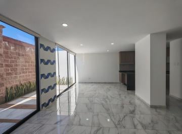 Casa · 220m² · 4 Recámaras · 2 Estacionamientos · Preciosa Casa en Venta – Morillotla (Fracc El Encanto)