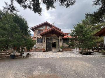 Casa · 13322m² · 2 Recámaras · Hacienda Campestre / Cabaña en Venta en Arteaga, Coahuila