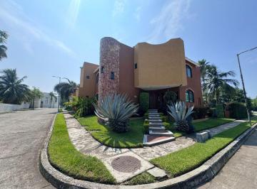 Casa de 3 habitaciones, Boca del Río · Casa en Venta de Lujo en Riviera de La Condesa | Arlette Flores
