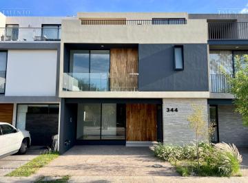 Casa de 3 habitaciones, Zapopan · Casa en Venta Solares Residencial Zapopan Jalisco