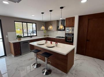 Casa en condominio de 3 habitaciones, San Andrés Cholula · Residencia Moderna con Roof Garden Techado y 3 Recámaras | Parque Dublín, Lomas de Angelópolis II