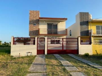 Casa · 120m² · 3 Recámaras · 1 Estacionamiento · Casa en Renta Sobre Blvd. López Mateos