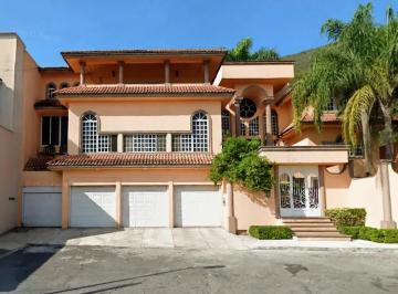 Casa de 5 habitaciones, Monterrey · Casa en Venta en Las Cumbres 2do. Sector, Monterrey, N. L.