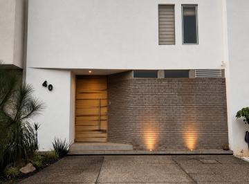 Casa de 3 habitaciones, Morelia · Casa en Venta Olivar Altozano