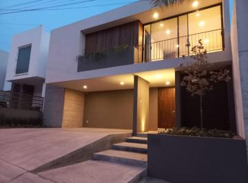 Casa de 3 habitaciones, León · Casa en Renta en León Guanajuato