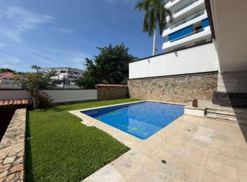 Departamento · 450m² · 4 Recámaras · 5 Estacionamientos - Venta Renta y Administracion · Casa en Venta en Club Deportivo, Excelente Ubicación