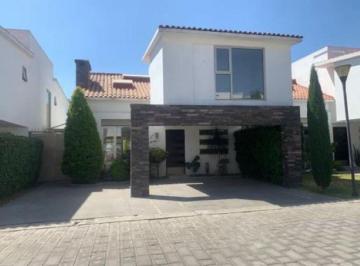 Casa de 4 habitaciones, Metepec · Casa en Venta en Residencial La Providencia (Barcenas) Metepec