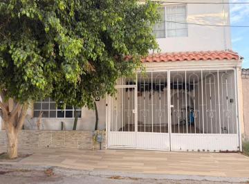 Casa · 128m² · 4 Recámaras · 1 Estacionamiento · Casa en Venta en La Colonia Merced 2, Torreon, Coah