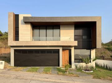 Casa · 285m² · 3 Recámaras · 2 Estacionamientos · Casa en Venta en Punta Tiburón