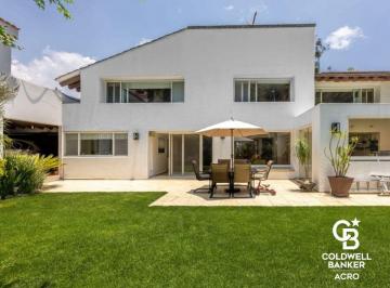 Casa de 3 habitaciones, Huixquilucan · Casa en Venta en La Herradura | Calle Cerrada con Vigilancia