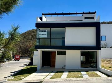 eca86793c83cb91da13d65c3ed369dd8c40f43a9f1c1115b8a01474ce149e45f · Casa en Venta en Los Robles