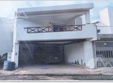 Casa · 270m² · 3 Recámaras · 3 Estacionamientos · Casa en Venta en Villa Marino