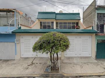 Casa de 4 habitaciones, Nezahualcóyotl · Casa en Roma Metropolitana en Venta Hipotecaria