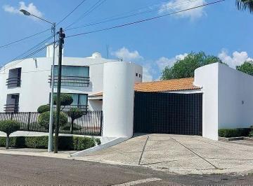 2edd217dd57fb0ee330be971e906bce6d21d77fc6a1b57db04a7186b83eb68cd · Remate Extraordinaria Residencia V. Delmeson Juriquilla, Esquina 740 m, Una Planta