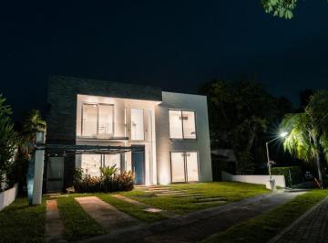 Casa · 503m² · 5 Recámaras · Casa en Venta en Playacar