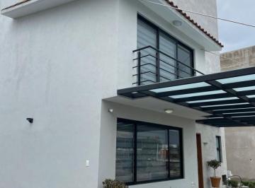 2c023c0cefd650363e3708c3d754b8d377cd6629bd16b9c61e951fcaf0cf84f8 · Venta de Casa en Condominio en Metepec