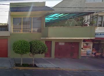 Casa de 3 habitaciones, Nezahualcóyotl · Casa en Venta en Metropolina 2da Seccion, Ciudad Nezahualcoyotl, Estado de Mexico.
