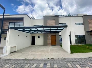 4f259452fc9686406ffa2825deab9419e236f8266ca9cfcb0356f642e6756cd8 · Venta Casa Nueva Residencial Laureles, Metepec.