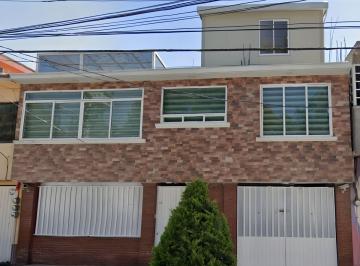 Casa de 4 habitaciones, Ixtapaluca · Casa en Venta en Centro, Ixtapaluca, Estado de Mexico.