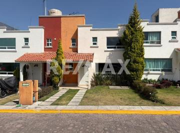 c979460a4fcacd72932ba3ffc6a3bdc10bec41a78d5a9dcc6de0052450f152a8 · Casa en Condominio en Renta en Toluca