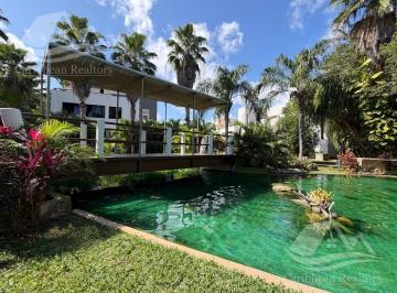 Terreno / Lote · 180m² · Terreno en Venta Aqua Cancun