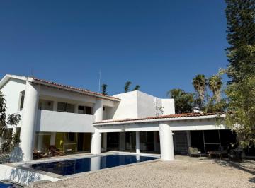 Casa de 4 habitaciones, Atlatlahucan · Casa en Venta en Fraccionamiento Lomas de Cocoyoc Morelos