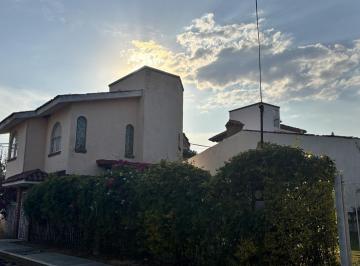Casa · 155m² · 3 Recámaras · 3 Estacionamientos · Venta Casa en Fraccionamiento en Colonia Lomas Tetela, Cuernavaca Morelos.