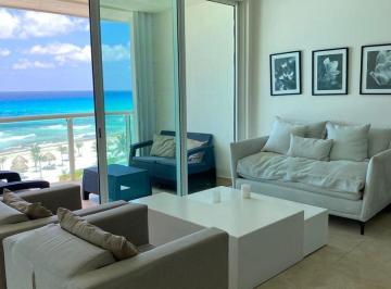 Departamento · 226m² · 3 Recámaras · 2 Estacionamientos · Departamento en Renta en Bay View Grand
