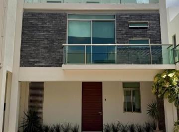 Casa · 200m² · 3 Recámaras · 2 Estacionamientos · Casa en Renta en Arbolada Cancun
