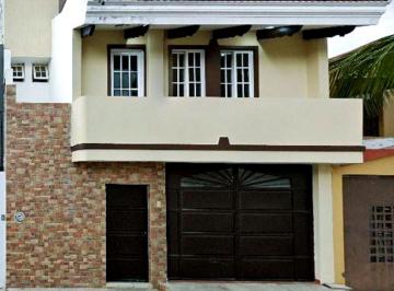 Casa de 3 habitaciones, Zamora · Casa en Venta en El Fracc. La Floresta, Zamora de Hidalgo, Mich.