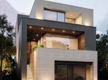 Casa de 4 habitaciones, Monterrey · Casa en Venta en Cumbres, Monterrey